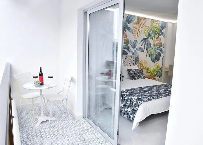 Nice Studio By The Sea